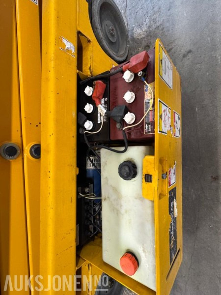 Plataforma elevadora 2010 Haulotte Optimum 8 sakselift på batteri / årskontrollert: foto 15