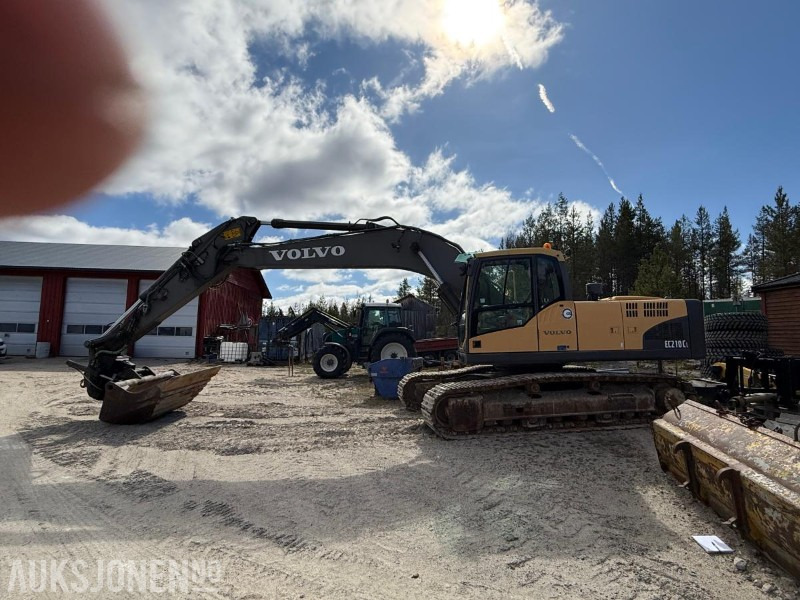 2010 Volvo EC210CL gravemaskin med tiltrotator og 2 skuffer. - Excavadora: foto 2 2010 Volvo EC210CL gravemaskin med tiltrotator og 2 skuffer. - Excavadora: foto 2