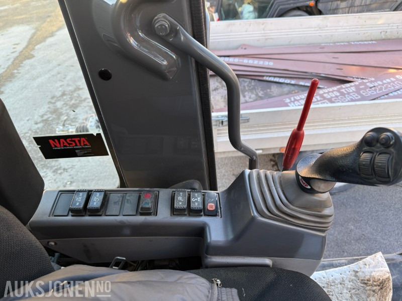 Excavadora 2012 Hitachi ZX 85US-3 - ROTOTILT - SENTRALSMØRING - BUNKRINGSPUMPE: foto 24 Excavadora 2012 Hitachi ZX 85US-3 - ROTOTILT - SENTRALSMØRING - BUNKRINGSPUMPE: foto 24