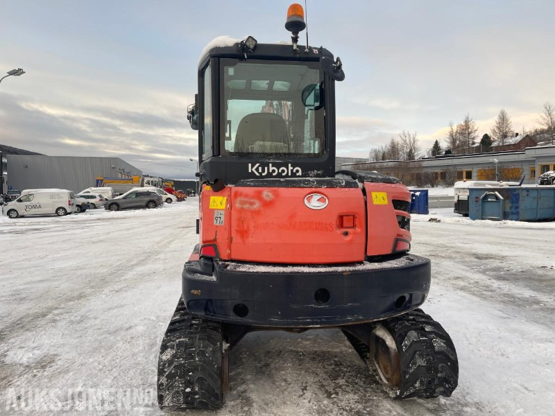 2012 Kubota KX057-4 Gravemaskin med tiltrotator, tre skuffer, kun 4408 timer - Excavadora: foto 5 2012 Kubota KX057-4 Gravemaskin med tiltrotator, tre skuffer, kun 4408 timer - Excavadora: foto 5