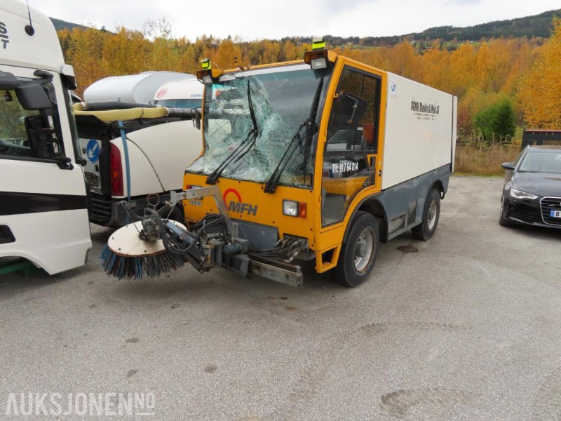 2012 MFH Aebi 5000 Feiebil - Equipo de construcción: foto 1 2012 MFH Aebi 5000 Feiebil - Equipo de construcción: foto 1