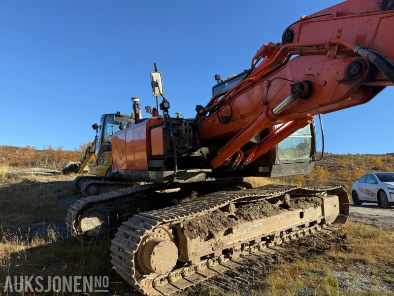 2013 Hitachi Zaxis 210LC - Excavadora: foto 5 2013 Hitachi Zaxis 210LC - Excavadora: foto 5