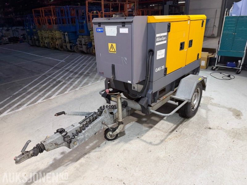 2014 Atlas Copco QAS 20 TR tilhengermontert aggregat - 20 KVA / 16 kW - Equipo de construcción: foto 1 2014 Atlas Copco QAS 20 TR tilhengermontert aggregat - 20 KVA / 16 kW - Equipo de construcción: foto 1