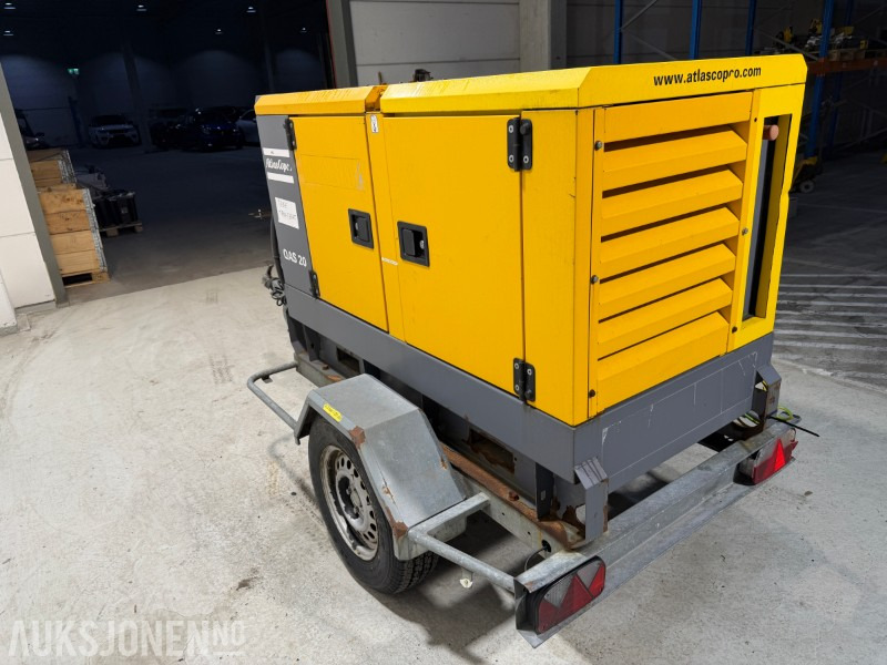 2014 Atlas Copco QAS 20 TR tilhengermontert aggregat - 20 KVA / 16 kW - Equipo de construcción: foto 2 2014 Atlas Copco QAS 20 TR tilhengermontert aggregat - 20 KVA / 16 kW - Equipo de construcción: foto 2