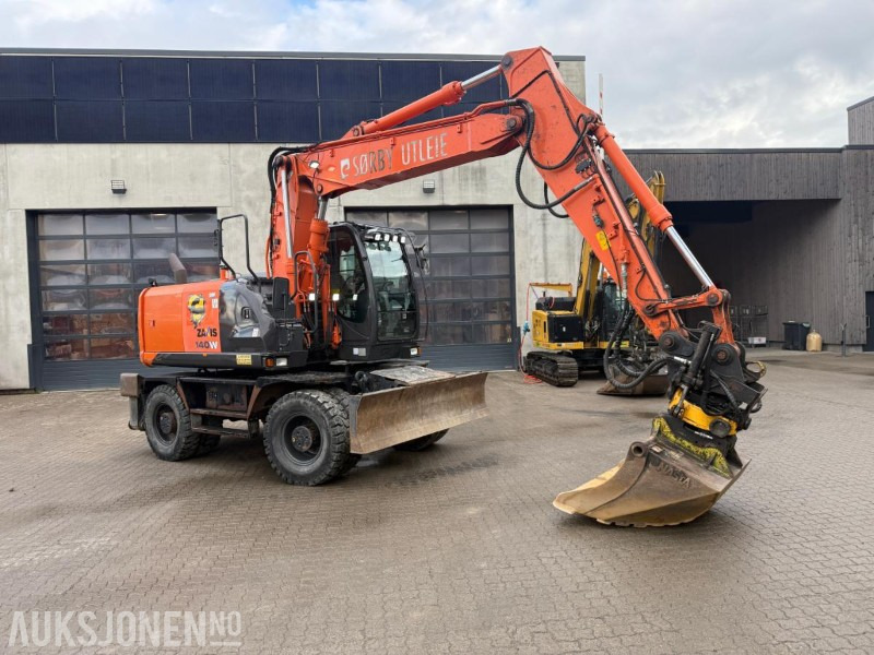 2014 Hitachi Zaxis 140W HJULGRAVER ENGCON ROTOTILT SERVICEHISTORIKK SENTRALSMØRING. - Excavadora: foto 3 2014 Hitachi Zaxis 140W HJULGRAVER ENGCON ROTOTILT SERVICEHISTORIKK SENTRALSMØRING. - Excavadora: foto 3