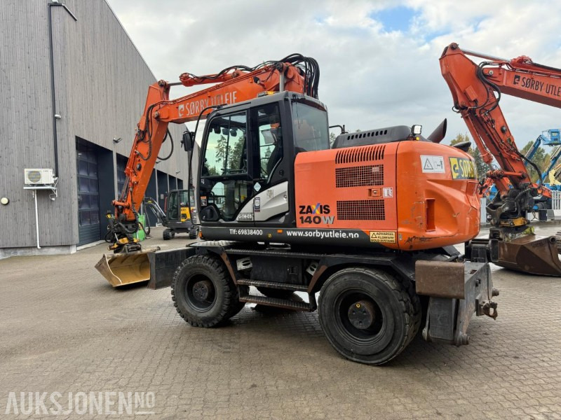 2014 Hitachi Zaxis 140W HJULGRAVER ENGCON ROTOTILT SERVICEHISTORIKK SENTRALSMØRING. - Excavadora: foto 4 2014 Hitachi Zaxis 140W HJULGRAVER ENGCON ROTOTILT SERVICEHISTORIKK SENTRALSMØRING. - Excavadora: foto 4