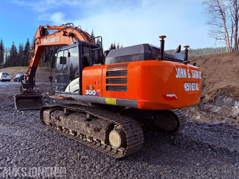 2016 Hitachi ZX300LC-6 Beltegraver - Sentralsmøring, GPS, Tilt og 2 skuffer - Excavadora: foto 5 2016 Hitachi ZX300LC-6 Beltegraver - Sentralsmøring, GPS, Tilt og 2 skuffer - Excavadora: foto 5