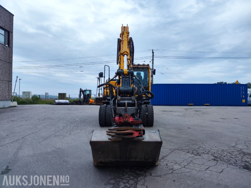 2016 Hyundai R140W-9 hjulgraver med leddet bom, tiltrotator og pusseskuff - Excavadora: foto 3 2016 Hyundai R140W-9 hjulgraver med leddet bom, tiltrotator og pusseskuff - Excavadora: foto 3