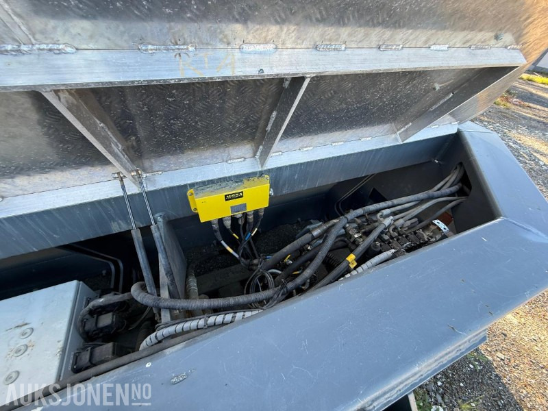 Equipo de construcción 2016 Reptail-MM asfalt/grusutlegger med 3D-maskinstyring: foto 29