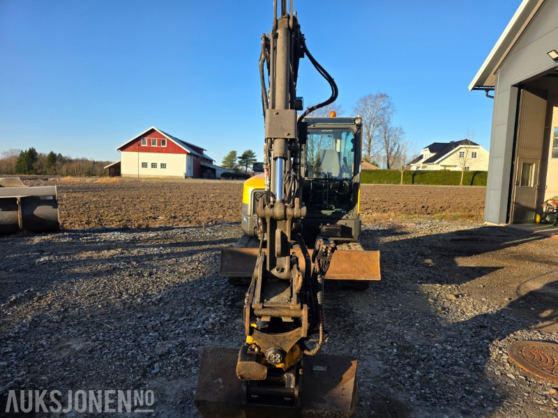 2016 VOLVO ECR58 TILTROTATOR HURTIGFESTE S50 MEDFØLGER GRAVESKUFF PUSSESKUFF SERTIFISERT TIL JULI 2026 - Miniexcavadora: foto 2 2016 VOLVO ECR58 TILTROTATOR HURTIGFESTE S50 MEDFØLGER GRAVESKUFF PUSSESKUFF SERTIFISERT TIL JULI 2026 - Miniexcavadora: foto 2