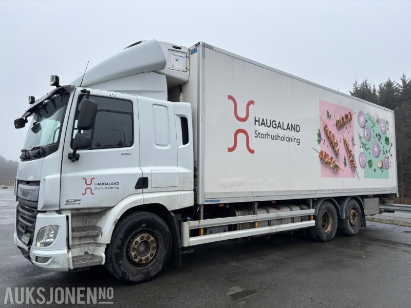 2017 DAF CF 440 6x2 FAN kjøle/frys skapbil. Supra1250 kjøl. 21paller. - Camión caja cerrada: foto 2 2017 DAF CF 440 6x2 FAN kjøle/frys skapbil. Supra1250 kjøl. 21paller. - Camión caja cerrada: foto 2