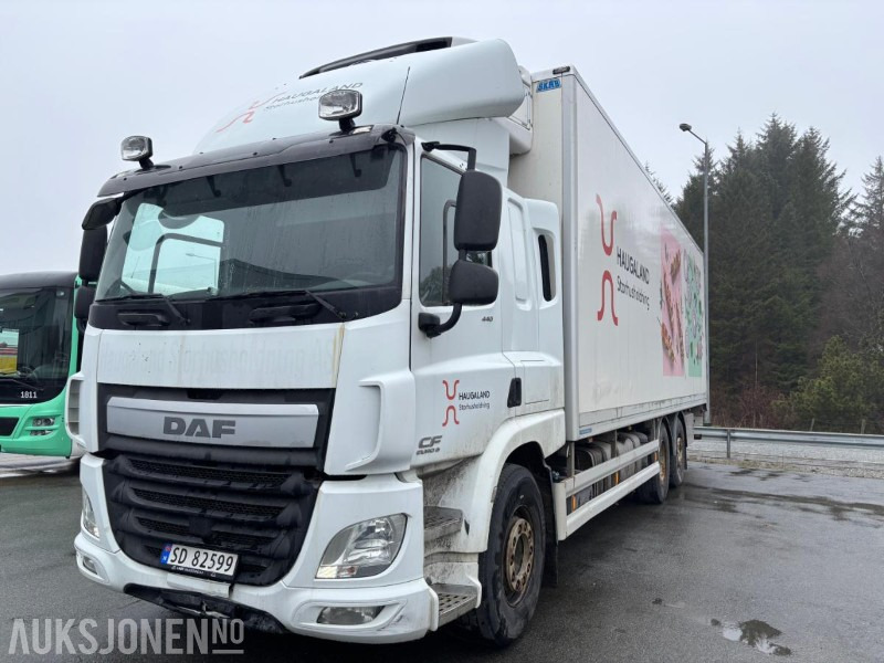 2017 DAF CF 440 6x2 FAN kjøle/frys skapbil. Supra1250 kjøl. 21paller. - Camión caja cerrada: foto 1 2017 DAF CF 440 6x2 FAN kjøle/frys skapbil. Supra1250 kjøl. 21paller. - Camión caja cerrada: foto 1