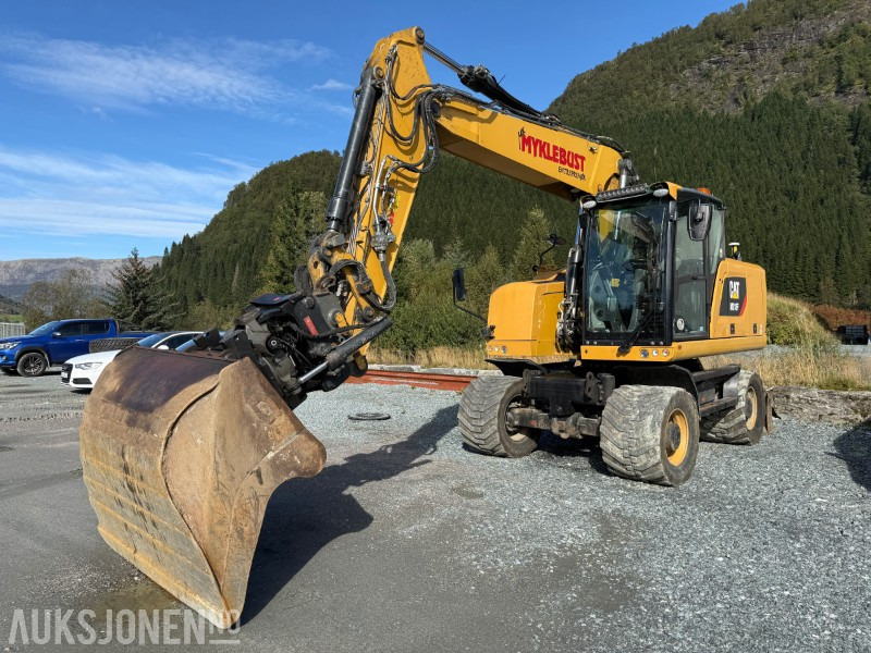2018 Velholdt Cat M318F Hjulgraver med OilQuick Rototilt R6, 9577 timer - Excavadora: foto 2 2018 Velholdt Cat M318F Hjulgraver med OilQuick Rototilt R6, 9577 timer - Excavadora: foto 2