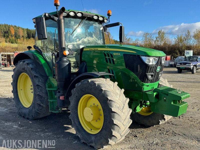 2019 John Deere 6145R 4X4, 192 HK PREMIUM EDITION LEVERES MED NYE DEKK OG - Tractor: foto 4 2019 John Deere 6145R 4X4, 192 HK PREMIUM EDITION LEVERES MED NYE DEKK OG - Tractor: foto 4