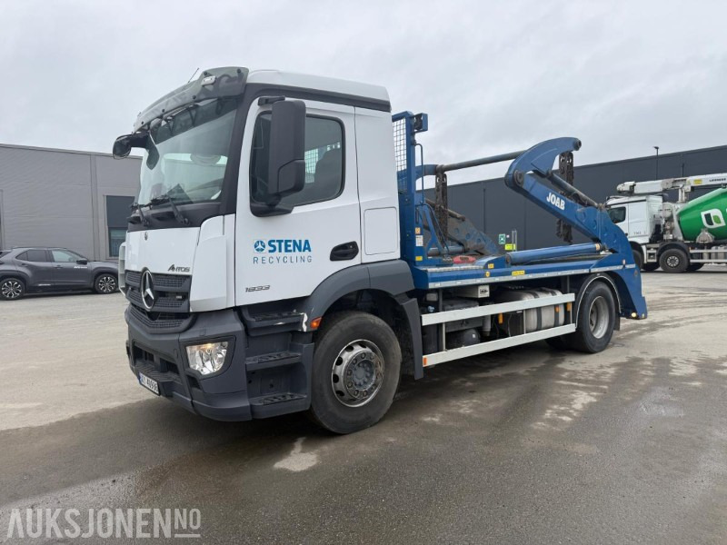 2019 Mercedes-Benz ANTOS LIFTDUMPER SERVICEAVTALE - Camión portacontenedor de cadenas: foto 1 2019 Mercedes-Benz ANTOS LIFTDUMPER SERVICEAVTALE - Camión portacontenedor de cadenas: foto 1