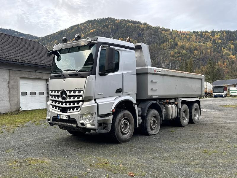 2019 Mercedes-Benz Arocs 3258K 8x4 tippbil - Camión volquete: foto 1 2019 Mercedes-Benz Arocs 3258K 8x4 tippbil - Camión volquete: foto 1