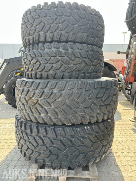 2021 Nokian Haakapeiliiita TRI vinterdekk - Neumático para Maquinaria agrícola: foto 1 2021 Nokian Haakapeiliiita TRI vinterdekk - Neumático para Maquinaria agrícola: foto 1