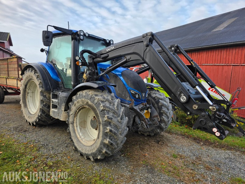 2021 Valtra N174 med lesseapparat - Tractor: foto 2 2021 Valtra N174 med lesseapparat - Tractor: foto 2