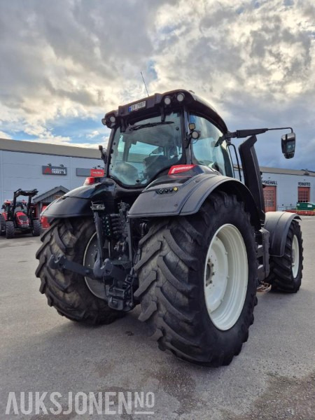 2021 Valtra T254 traktor 4X4, FRONTHYDRAULIKK, VENDBAR FØRERPLASS - Tractor: foto 4 2021 Valtra T254 traktor 4X4, FRONTHYDRAULIKK, VENDBAR FØRERPLASS - Tractor: foto 4