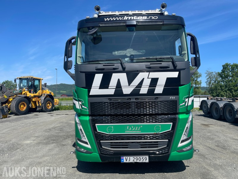2022 Volvo FH 540 8X4 Tippbil, Tridem luftfjæring og hydraulisk styrt løpeaksel med single hjul - Camión volquete: foto 5 2022 Volvo FH 540 8X4 Tippbil, Tridem luftfjæring og hydraulisk styrt løpeaksel med single hjul - Camión volquete: foto 5