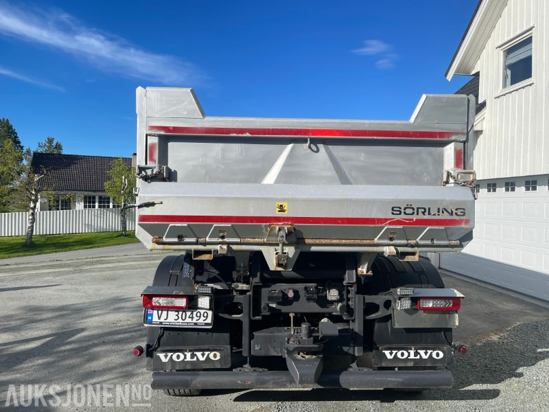 2022 Volvo FH16 750 8x4 Tridem – Gullavtale, Én Eier, EU-godkjent til 15.05.2026 - Camión volquete: foto 5 2022 Volvo FH16 750 8x4 Tridem – Gullavtale, Én Eier, EU-godkjent til 15.05.2026 - Camión volquete: foto 5