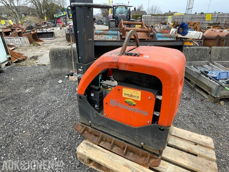 2023 Husqvarna LG 504 Vibroplate - Diesel - 470 kg. - 138 timer. - Rodillo: foto 1 2023 Husqvarna LG 504 Vibroplate - Diesel - 470 kg. - 138 timer. - Rodillo: foto 1