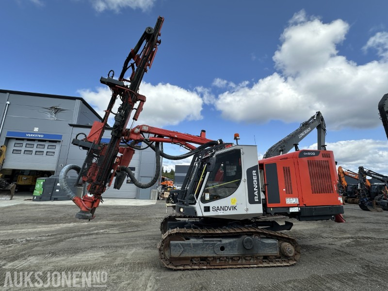2023 Sandvik Ranger DX800 (2023) – Med GPS L5 Carlson DrillGrade - Perforadora: foto 2 2023 Sandvik Ranger DX800 (2023) – Med GPS L5 Carlson DrillGrade - Perforadora: foto 2