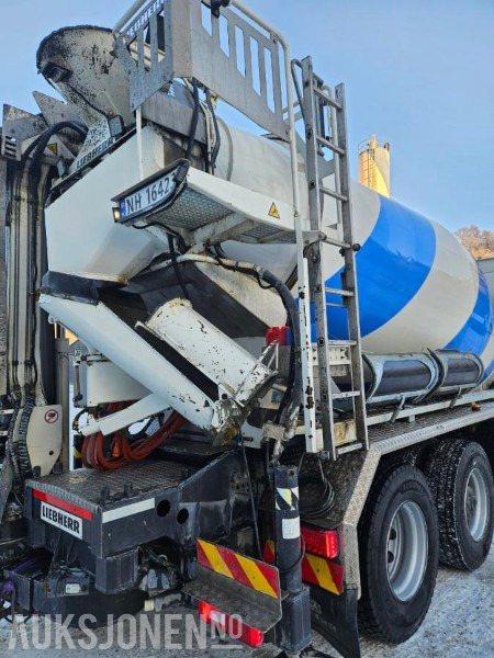 2023 Scania R-serie båndbil / 8x2 tridem / 61295 km - Camión hormigonera: foto 4 2023 Scania R-serie båndbil / 8x2 tridem / 61295 km - Camión hormigonera: foto 4