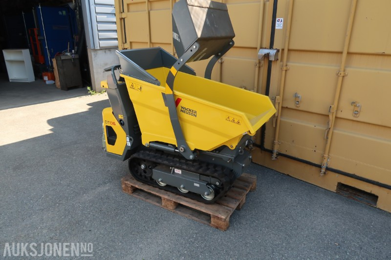 2023 Wacker Neuson DT05 beltedumper med selvlaster - Dúmper: foto 2 2023 Wacker Neuson DT05 beltedumper med selvlaster - Dúmper: foto 2