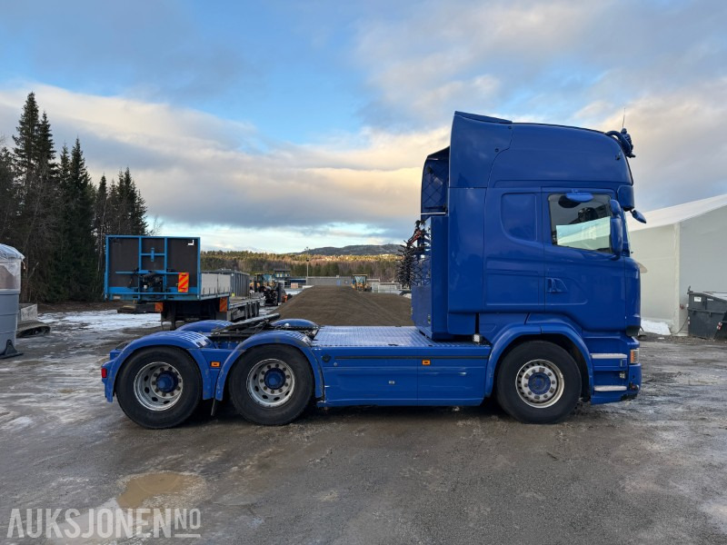 2015 Scania R-serie 6x4 Påkostet - Brøyterigget - Tipphydraulikk - Sprederhydraulikk - 675 643km - Cabeza tractora: foto 4 2015 Scania R-serie 6x4 Påkostet - Brøyterigget - Tipphydraulikk - Sprederhydraulikk - 675 643km - Cabeza tractora: foto 4