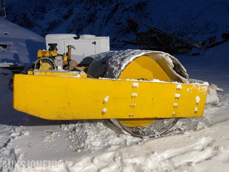 Dynapac CK51 Slepevals - Rodillo: foto 3 Dynapac CK51 Slepevals - Rodillo: foto 3