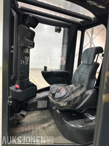 2013 Linde R17 Skyvemasttruck, 7755 timer – 1,7 tonn, med ekstra batteri og reservedeler - Equipo de manutención: foto 5 2013 Linde R17 Skyvemasttruck, 7755 timer – 1,7 tonn, med ekstra batteri og reservedeler - Equipo de manutención: foto 5