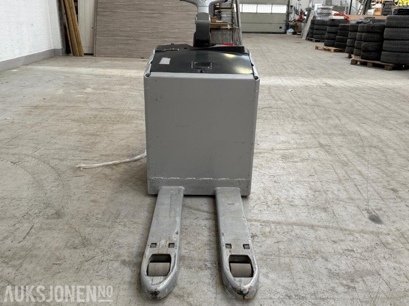 2013 Still EXU-SF20 snile / palleløfter - Equipo de manutención: foto 3 2013 Still EXU-SF20 snile / palleløfter - Equipo de manutención: foto 3