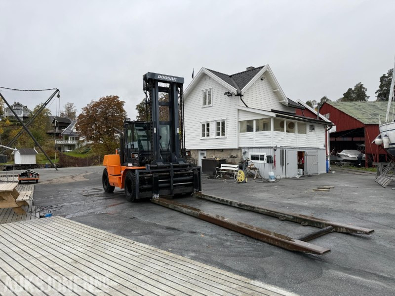 Doosan D160S-5 - gaffeltruck - 2008 - 867 timer - gaffel forlengere - Equipo de manutención: foto 5 Doosan D160S-5 - gaffeltruck - 2008 - 867 timer - gaffel forlengere - Equipo de manutención: foto 5