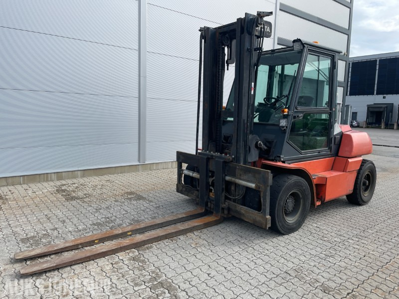 Equipo de manutención Toyota Tonero 5FD70 7T: foto 1