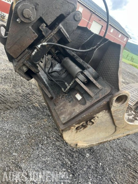 Hydraulisk pusseskuffe på 1400l SMP - Equipo de construcción: foto 3 Hydraulisk pusseskuffe på 1400l SMP - Equipo de construcción: foto 3