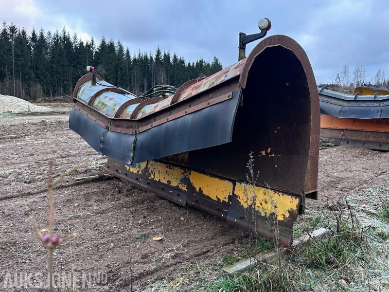 2002 TELLEFSDAL K-70 S 3400P SNØPLOG SLAPSEELEMENT - Implemento para Maquinaria de construcción: foto 1 2002 TELLEFSDAL K-70 S 3400P SNØPLOG SLAPSEELEMENT - Implemento para Maquinaria de construcción: foto 1