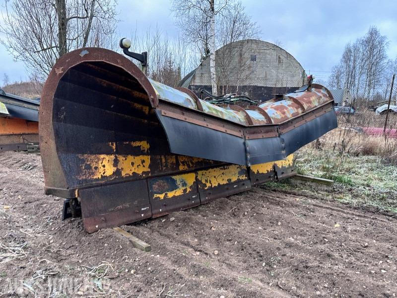 2002 TELLEFSDAL K-70 S 3400P SNØPLOG SLAPSEELEMENT - Implemento para Maquinaria de construcción: foto 3 2002 TELLEFSDAL K-70 S 3400P SNØPLOG SLAPSEELEMENT - Implemento para Maquinaria de construcción: foto 3