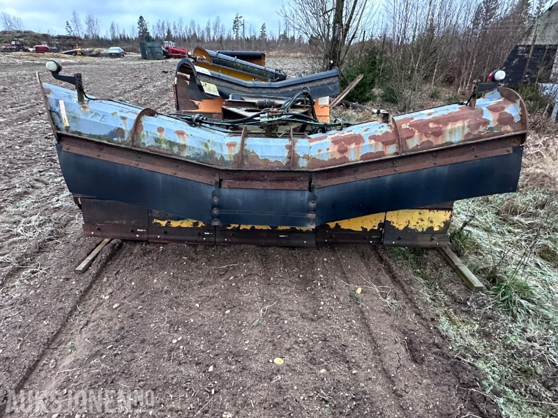 2002 TELLEFSDAL K-70 S 3400P SNØPLOG SLAPSEELEMENT - Implemento para Maquinaria de construcción: foto 2 2002 TELLEFSDAL K-70 S 3400P SNØPLOG SLAPSEELEMENT - Implemento para Maquinaria de construcción: foto 2