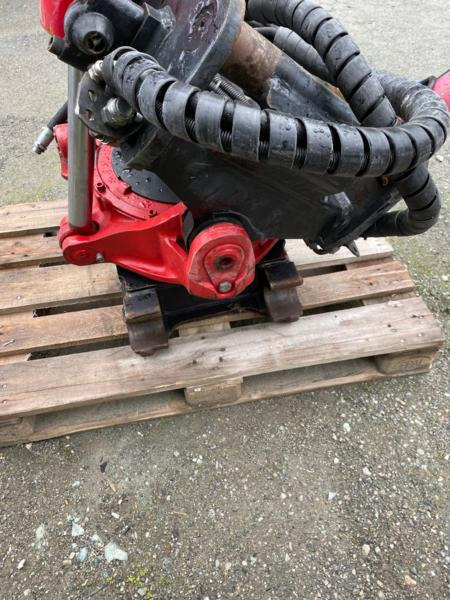 2012 Indexator RT60B S70/S70 Tiltrotator - Implemento para Maquinaria de construcción: foto 3 2012 Indexator RT60B S70/S70 Tiltrotator - Implemento para Maquinaria de construcción: foto 3