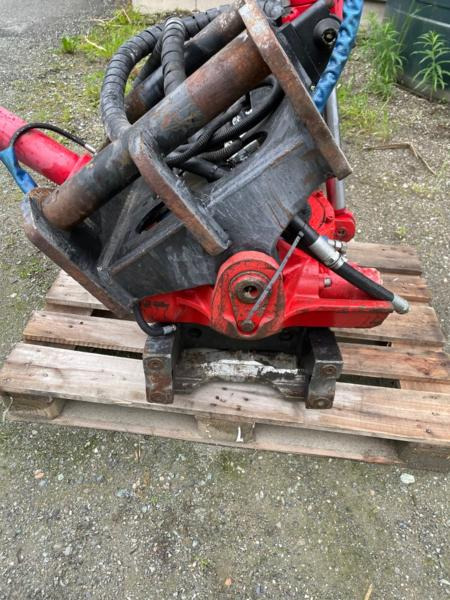 2012 Indexator RT60B S70/S70 Tiltrotator - Implemento para Maquinaria de construcción: foto 1 2012 Indexator RT60B S70/S70 Tiltrotator - Implemento para Maquinaria de construcción: foto 1