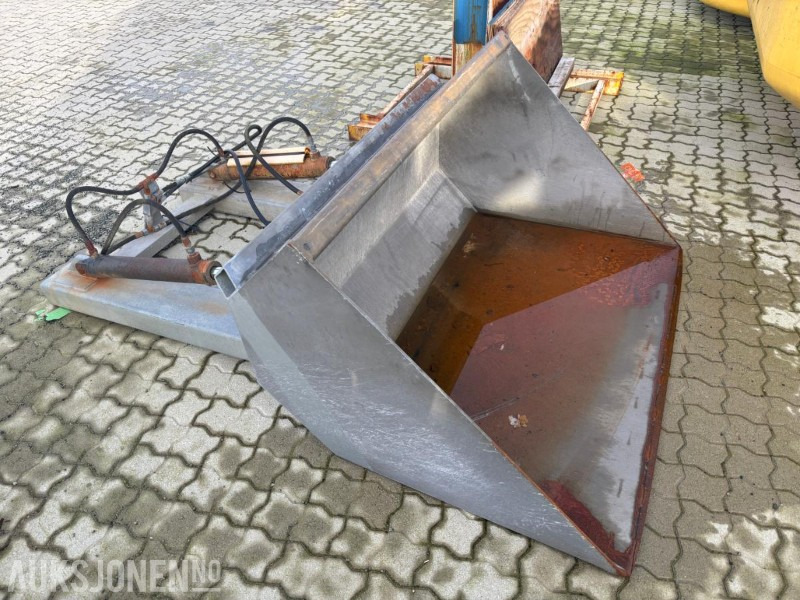 2012 WHEEL & FORKS GALVANISERT HYDRAULISK SKUFFE TIL TRUCK / HJULLASTER MED GAFFLER - Implemento para Maquinaria de construcción: foto 1 2012 WHEEL & FORKS GALVANISERT HYDRAULISK SKUFFE TIL TRUCK / HJULLASTER MED GAFFLER - Implemento para Maquinaria de construcción: foto 1