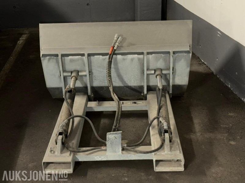 2013 SE Skuffe til truck - Implemento para Maquinaria de construcción: foto 4 2013 SE Skuffe til truck - Implemento para Maquinaria de construcción: foto 4