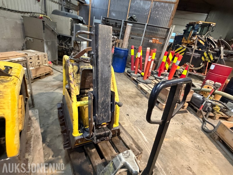 2014 Dynapac LG500 Vibroplate / Komprimeringsmaskin - Implemento para Maquinaria de construcción: foto 2 2014 Dynapac LG500 Vibroplate / Komprimeringsmaskin - Implemento para Maquinaria de construcción: foto 2