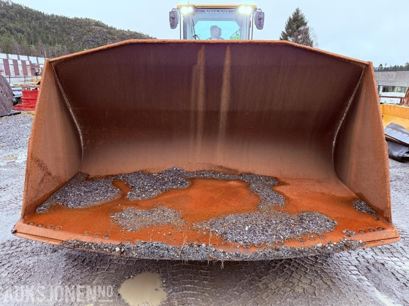 2014 Volvo Skuffe m/Stor BM hurtigfeste og slitedel - Rep.objekt - Implemento para Maquinaria de construcción: foto 2 2014 Volvo Skuffe m/Stor BM hurtigfeste og slitedel - Rep.objekt - Implemento para Maquinaria de construcción: foto 2