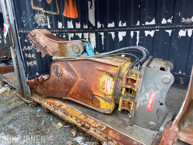 2016 Mantovanibenne RP38-IT3-SS/BRP Rivningssaks / Betongsaks - S80 Oilquick - Implemento para Maquinaria de construcción: foto 1 2016 Mantovanibenne RP38-IT3-SS/BRP Rivningssaks / Betongsaks - S80 Oilquick - Implemento para Maquinaria de construcción: foto 1