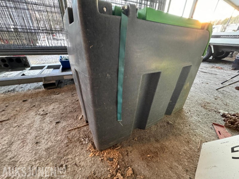 2020 Fortis Box 400 - Transportabel Dieseltank - Piusi pumpe og fyllepistol - 400 Liter - Implemento para Maquinaria de construcción: foto 5 2020 Fortis Box 400 - Transportabel Dieseltank - Piusi pumpe og fyllepistol - 400 Liter - Implemento para Maquinaria de construcción: foto 5