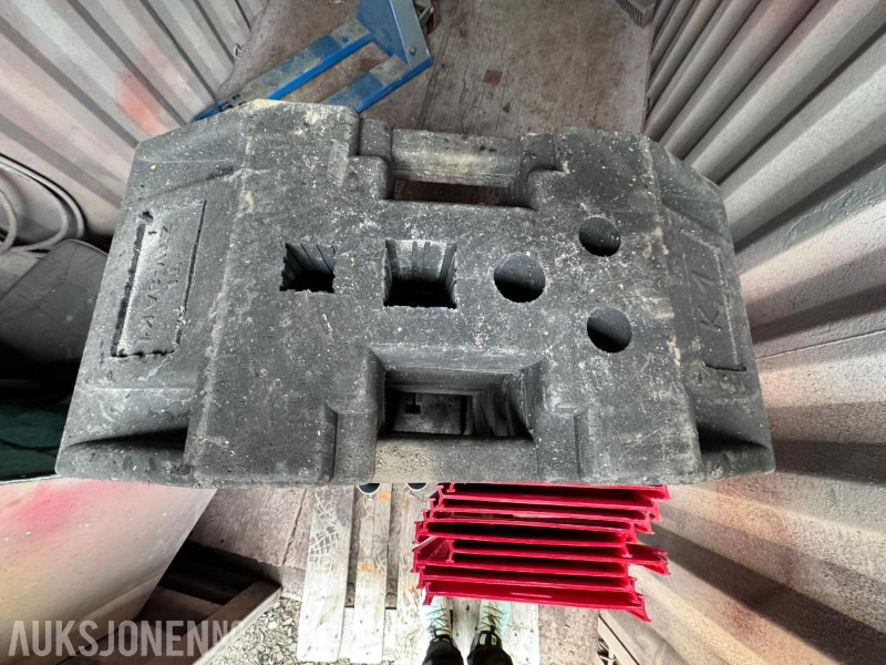 2025 Skilt og vegmerkingspakke - Saferoad - Implemento para Maquinaria de construcción: foto 5 2025 Skilt og vegmerkingspakke - Saferoad - Implemento para Maquinaria de construcción: foto 5