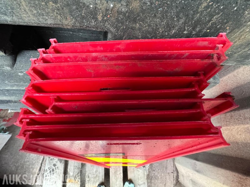 2025 Skilt og vegmerkingspakke - Saferoad - Implemento para Maquinaria de construcción: foto 4 2025 Skilt og vegmerkingspakke - Saferoad - Implemento para Maquinaria de construcción: foto 4