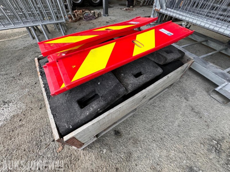 7 stk Hindermarkeringer - Sebraflex med 9 føtter - tosidig - Implemento para Maquinaria de construcción: foto 1 7 stk Hindermarkeringer - Sebraflex med 9 føtter - tosidig - Implemento para Maquinaria de construcción: foto 1